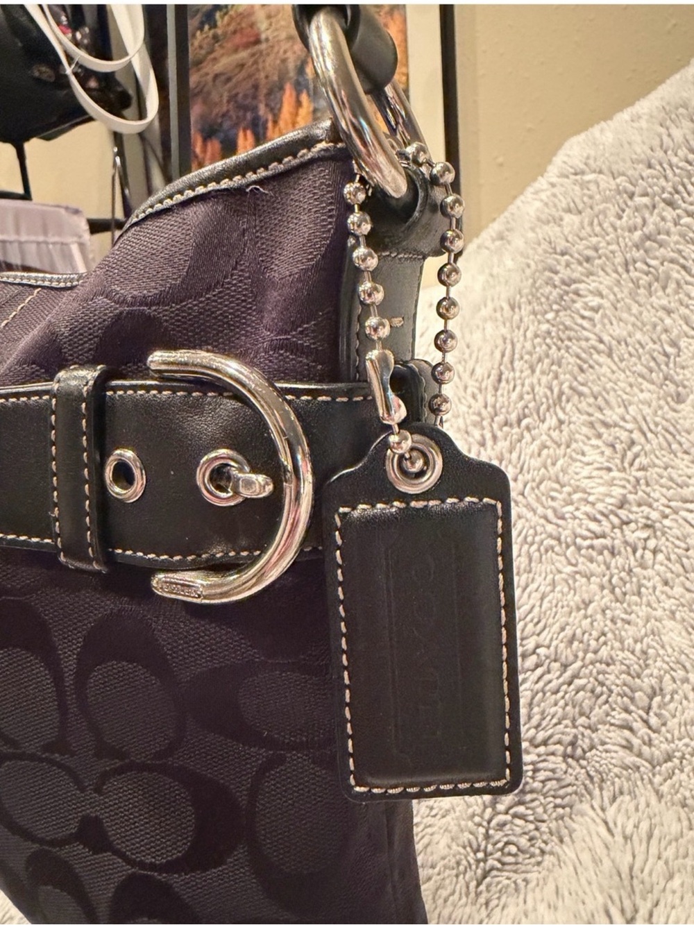 Coach SoHo 2005 Vintage Shoulder Bag - Picture 3 of 12
